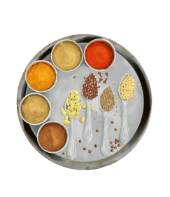 Mélange Cajun présenté dans des bols d'épices colorées avec graines et aromates sur plateau métallique